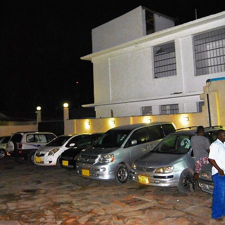 Best Point Hotel Dar es Salaam Exteriör bild