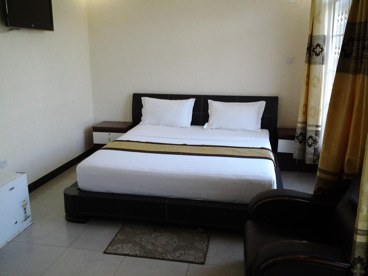 Best Point Hotel Dar es Salaam Rum bild